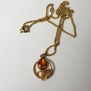 Vintage resin and gold style filigree necklace